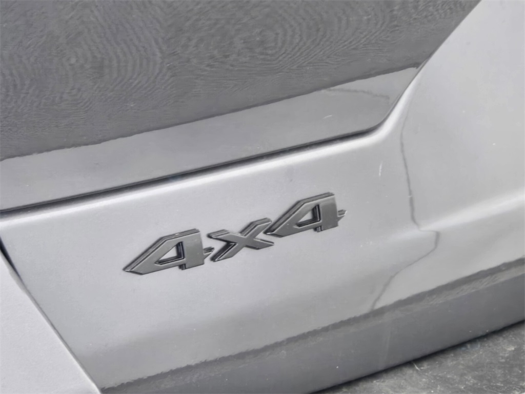 new 2025 Jeep Grand Cherokee car, priced at $42,985