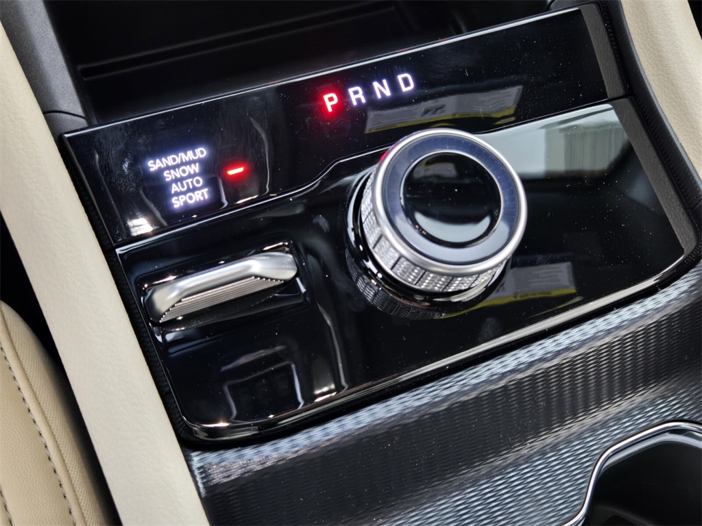 new 2025 Jeep Grand Cherokee car, priced at $42,985