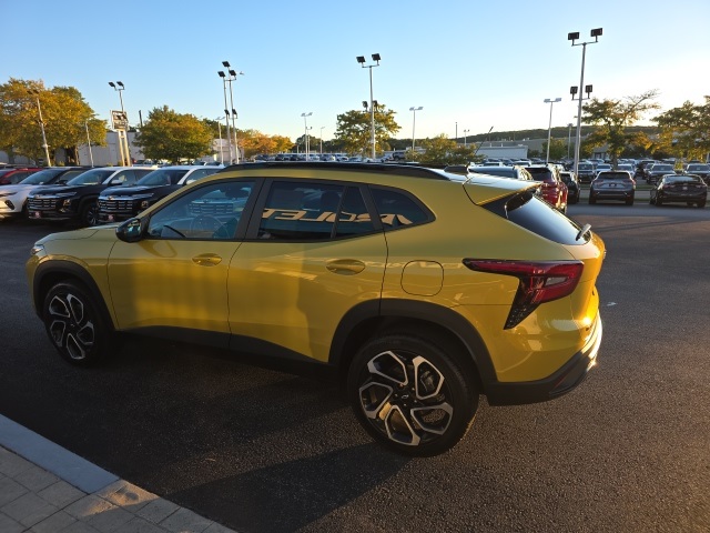 2024 Chevrolet Trax photo 4