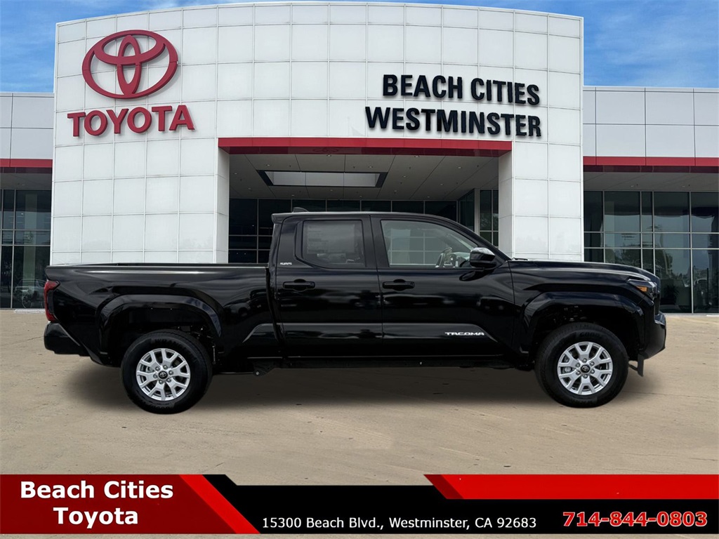 2025 Toyota Tacoma SR5 4x4 Double Cab photo 13