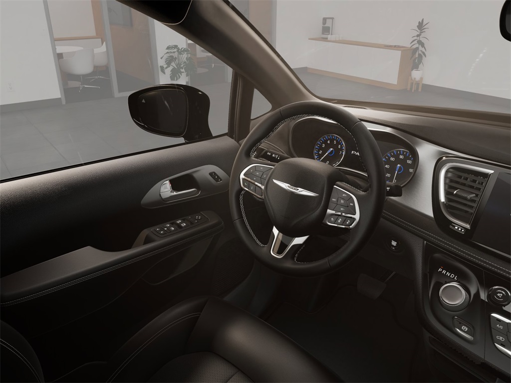 2026 Chrysler Pacifica photo 16