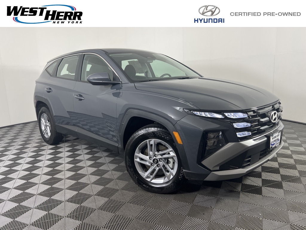 2025 Hyundai Tucson SE's photo