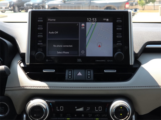 2020 Toyota RAV4 XLE Premium photo 9
