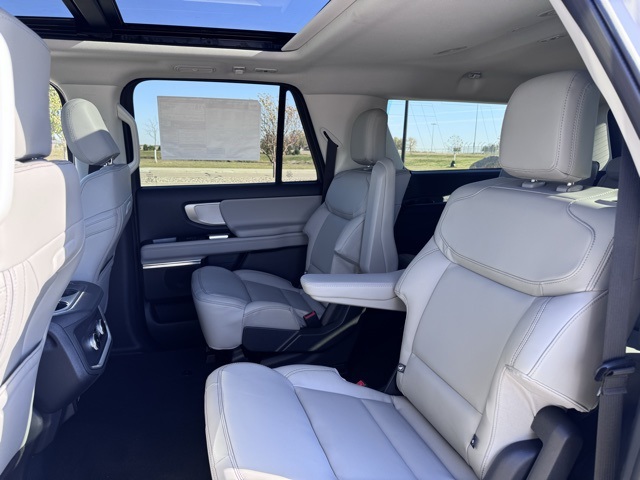 2025 Ford Expedition Active MAX