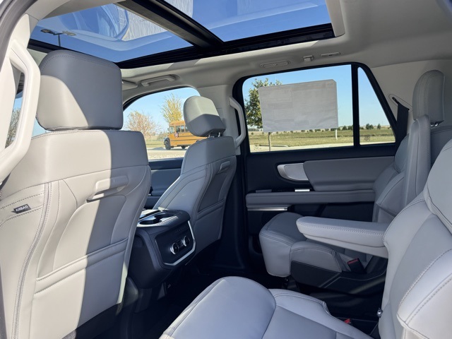 2025 Ford Expedition Active MAX