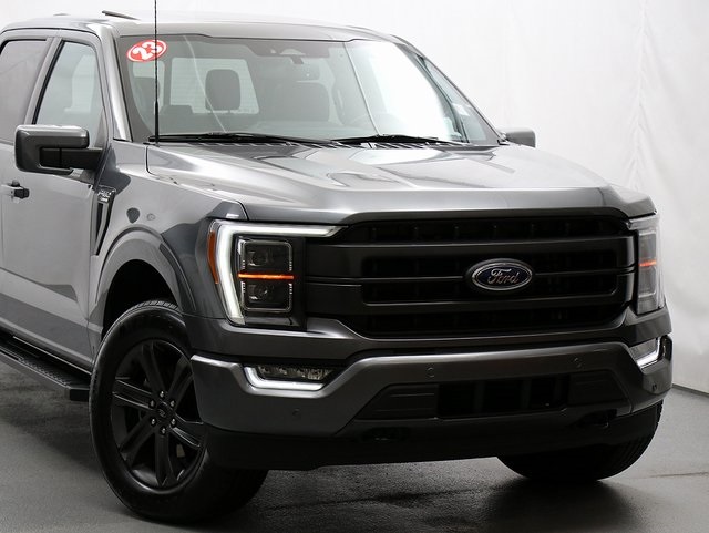 2023 Ford F-150 Lariat photo 2