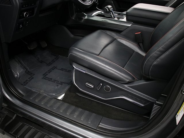 2023 Ford F-150 Lariat photo 24