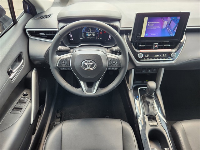 2024 Toyota Corolla Cross XLE photo 22
