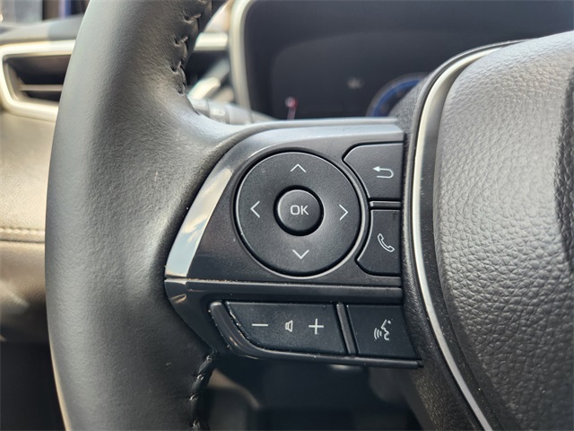 2024 Toyota Corolla Cross XLE photo 23