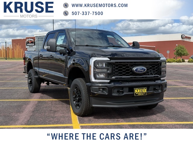 2025 Ford F-350 Super Duty XL