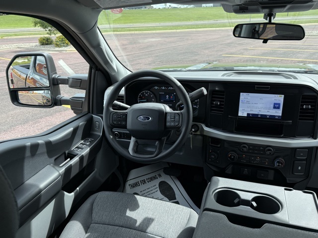 2025 Ford F-350 Super Duty XL