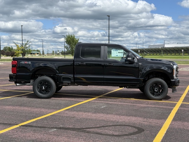 2025 Ford F-350 Super Duty XL