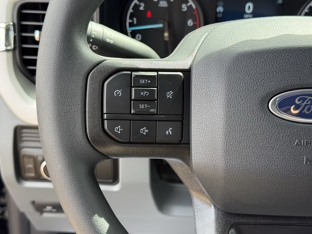 2025 Ford F-350 Super Duty XL