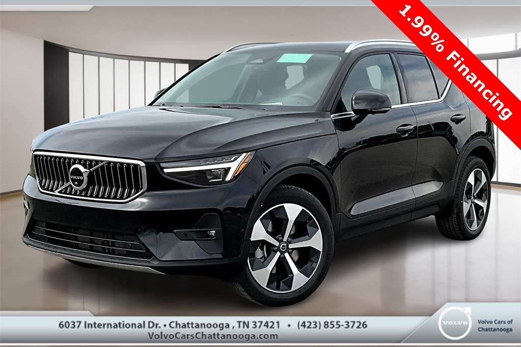 2025 Volvo XC40