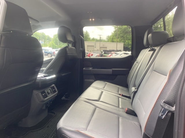2024 Ford F-150 Lariat photo 19