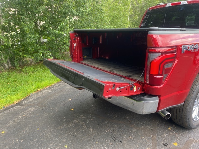 2024 Ford F-150 Lariat photo 22