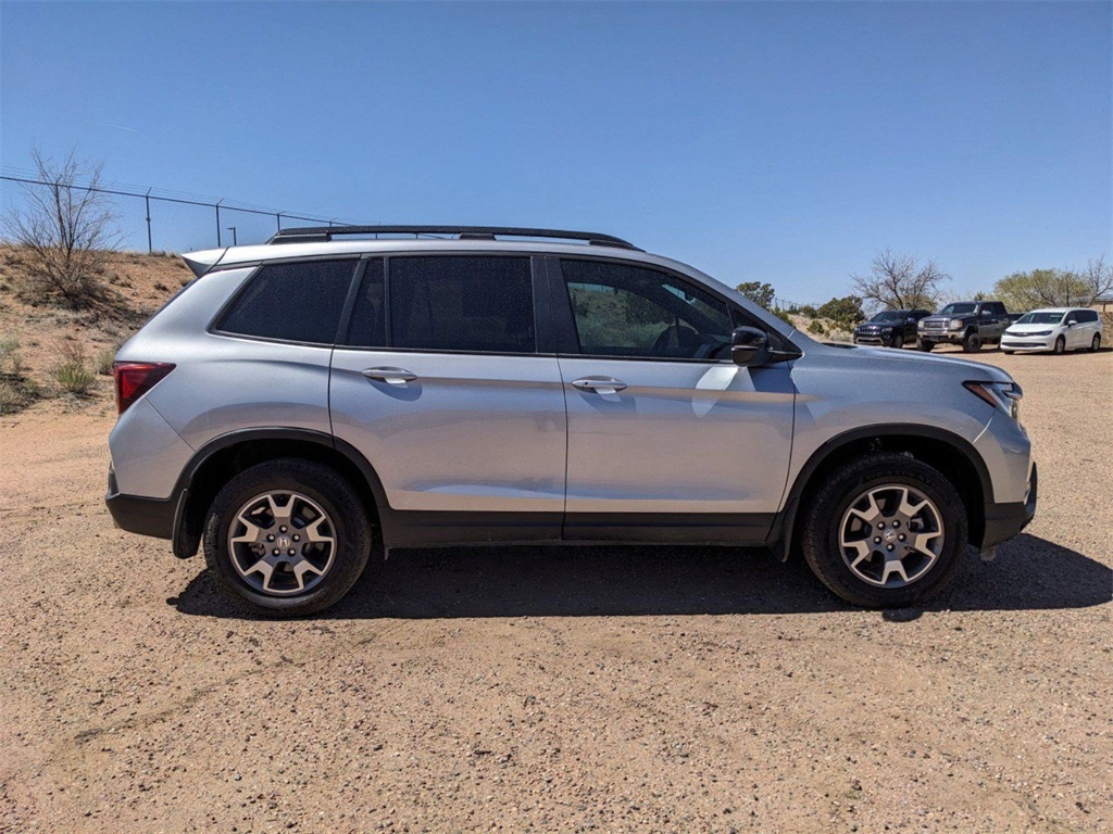 2023 Honda Passport TrailSport photo 8