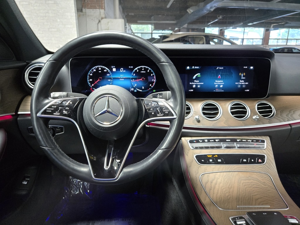 2022 Mercedes Benz E 350 photo 17
