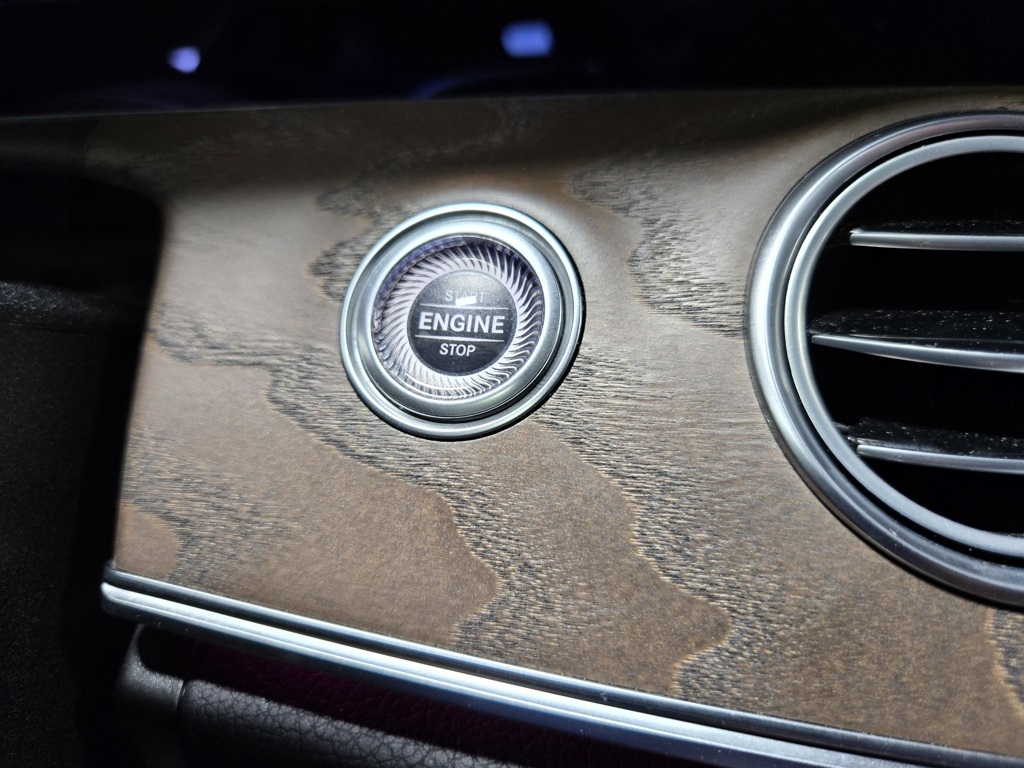 2022 Mercedes Benz E 350 photo 18