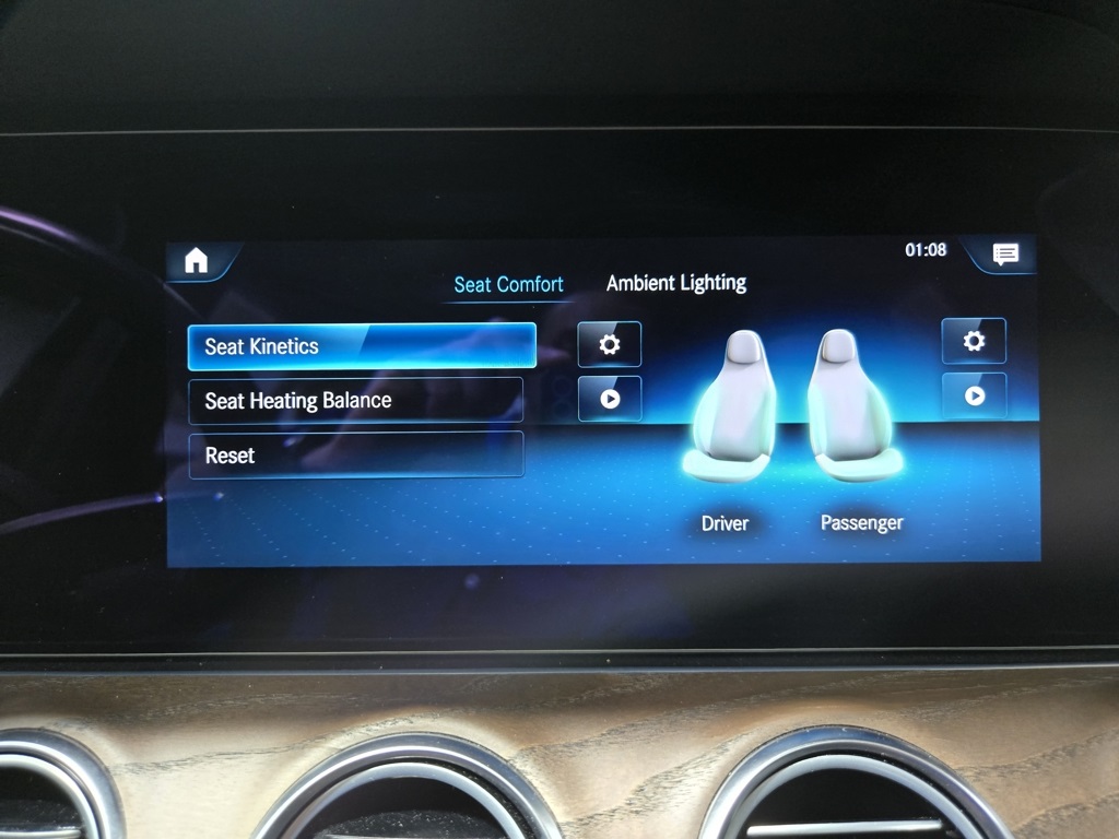 2022 Mercedes Benz E 350 photo 26