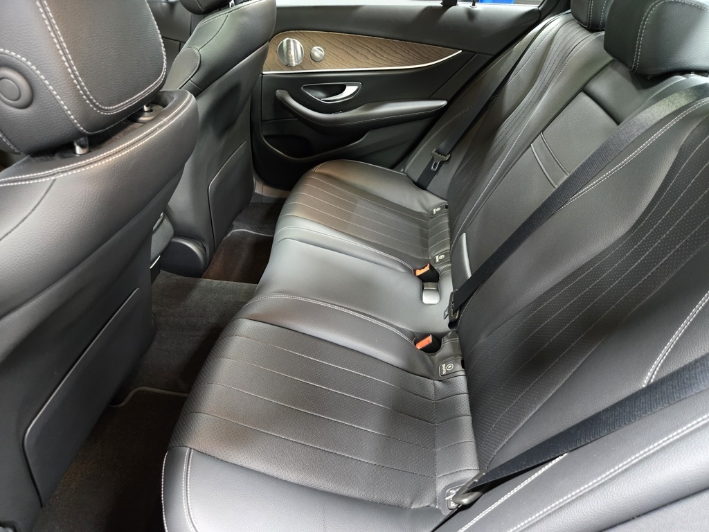 2022 Mercedes Benz E 350 photo 34