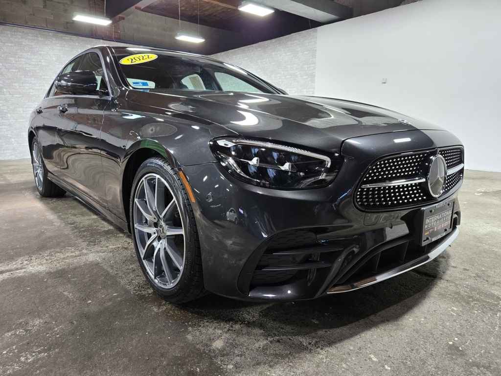 2022 Mercedes Benz E 350 photo 4