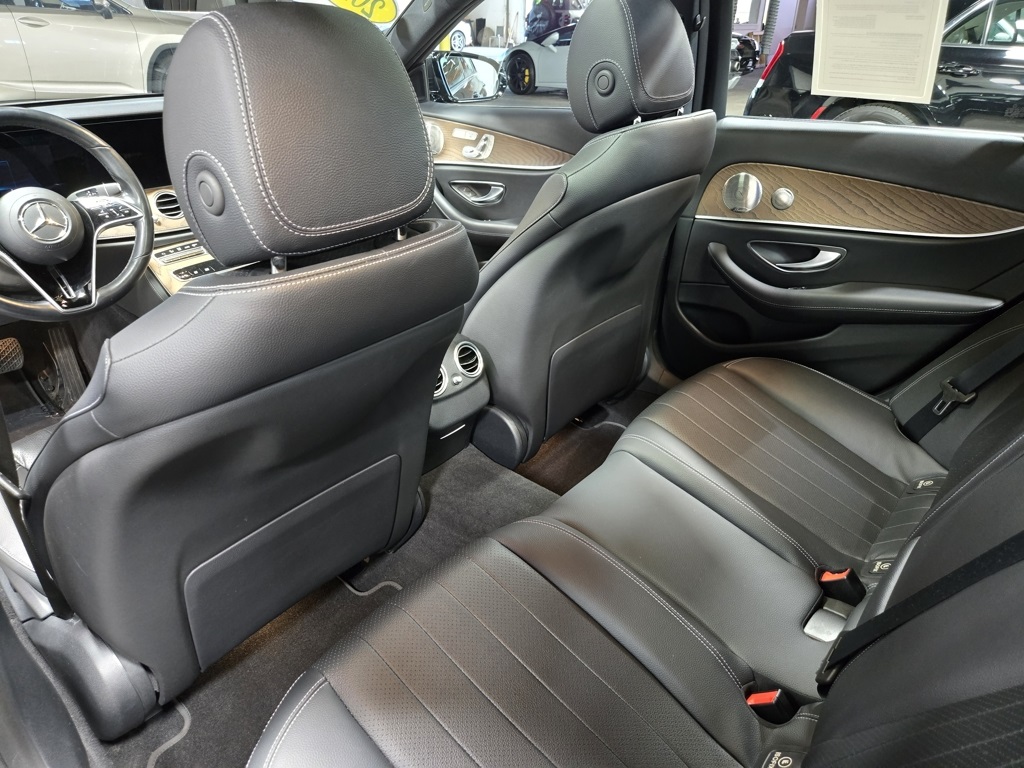 2022 Mercedes Benz E 350 photo 37