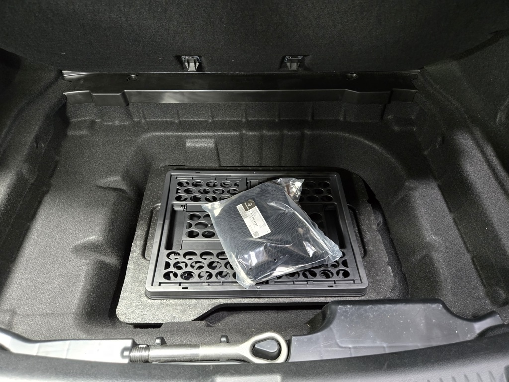 2022 Mercedes Benz E 350 photo 48