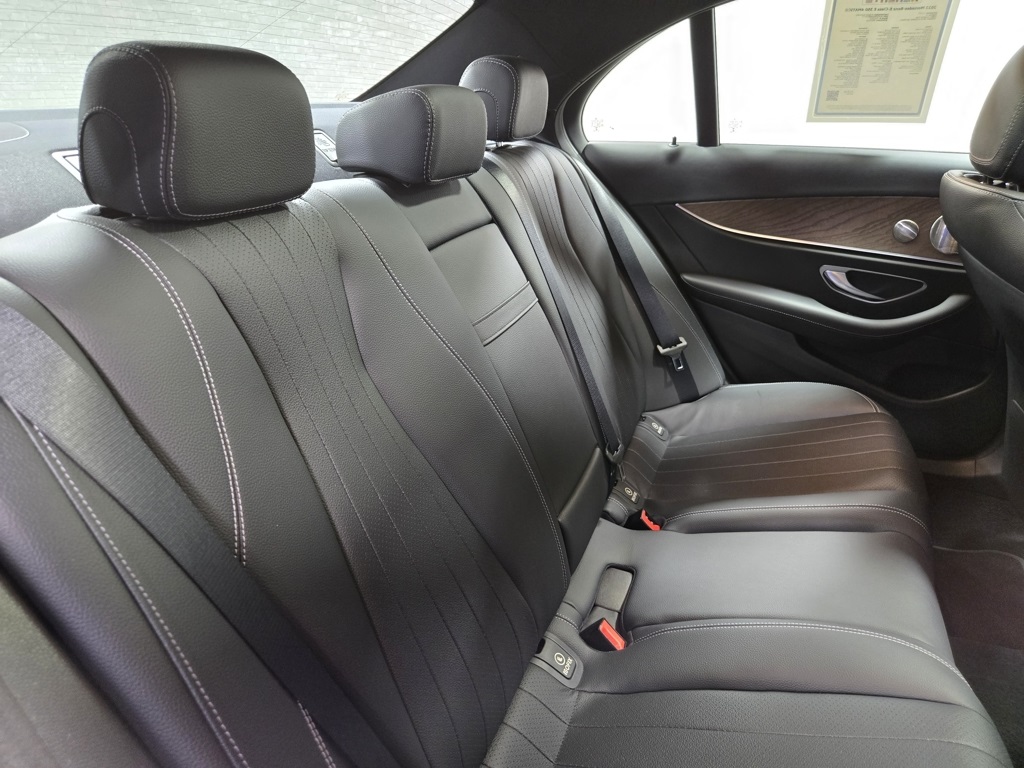 2022 Mercedes Benz E 350 photo 52