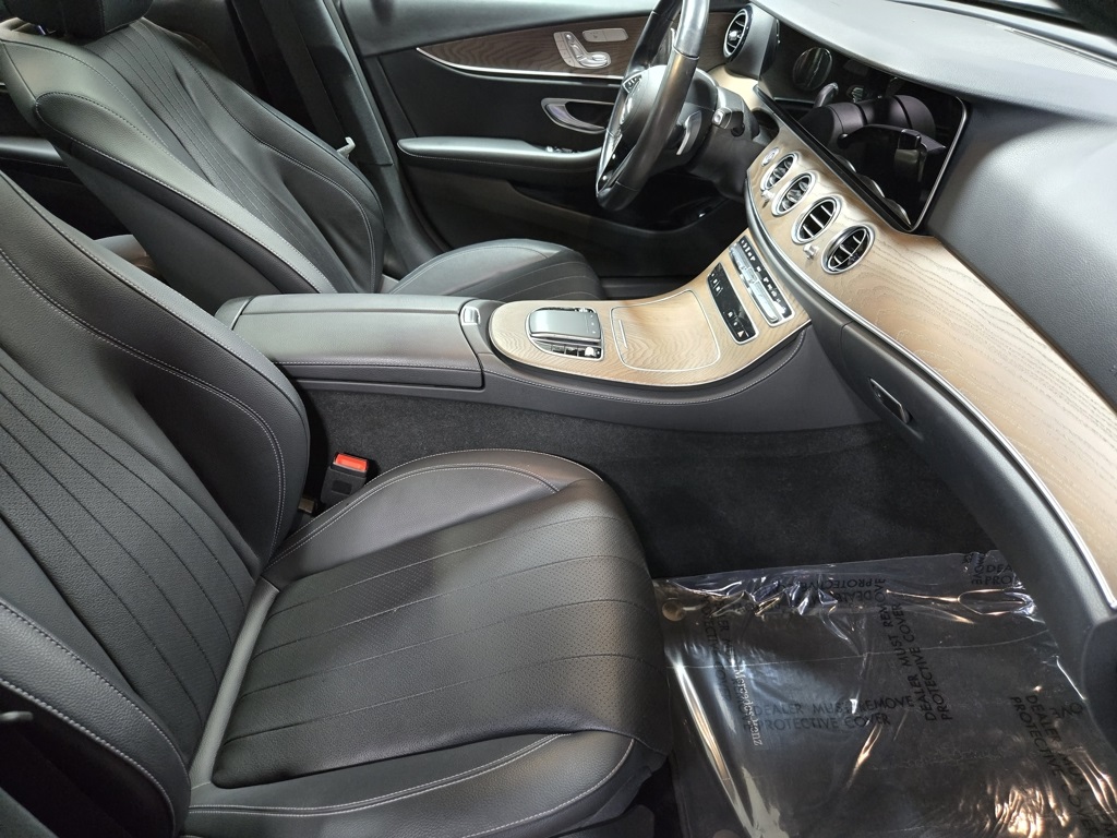 2022 Mercedes Benz E 350 photo 54