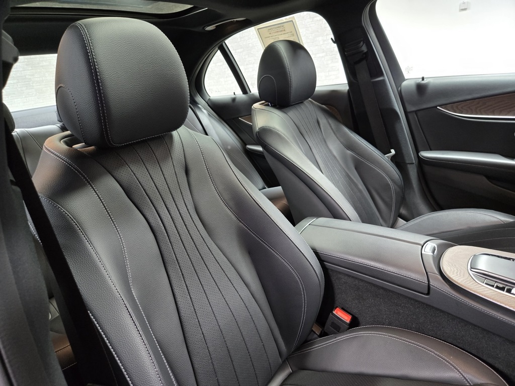 2022 Mercedes Benz E 350 photo 56