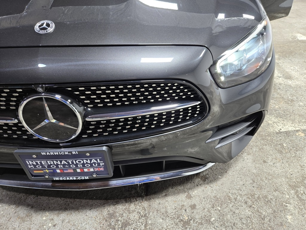 2022 Mercedes Benz E 350 photo 6