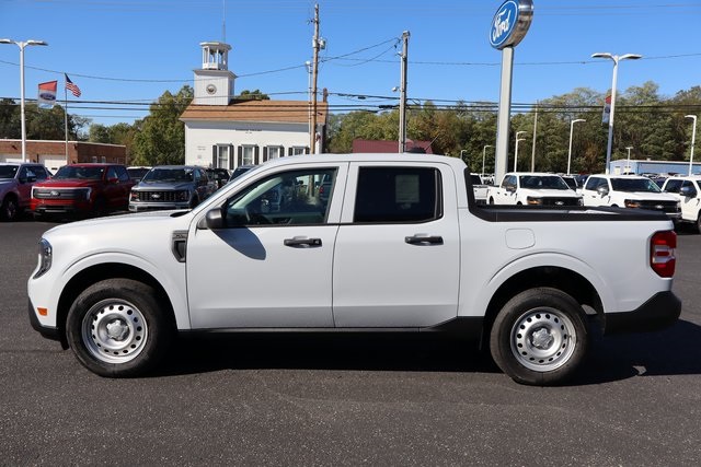 new 2025 Ford Maverick car, priced at $30,526