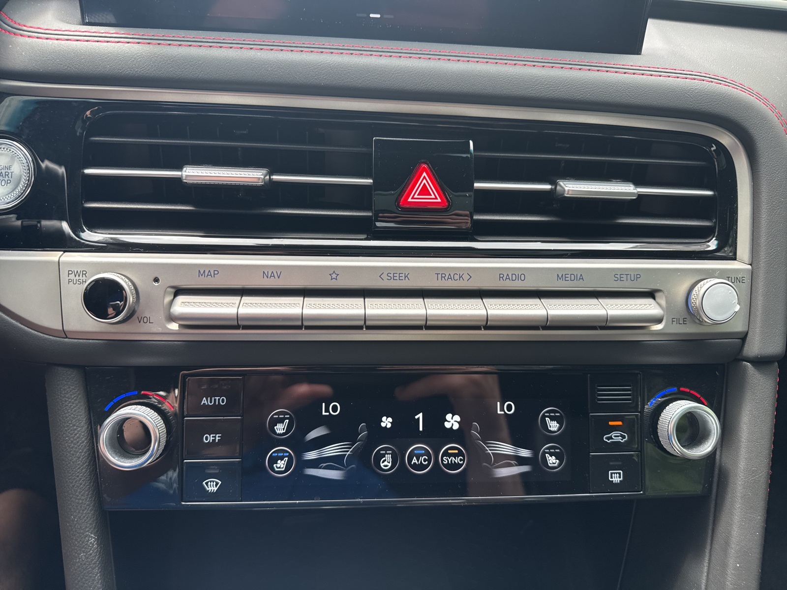 2025 Kawah Blue Genesis G70 2.5T AWD Sedan
