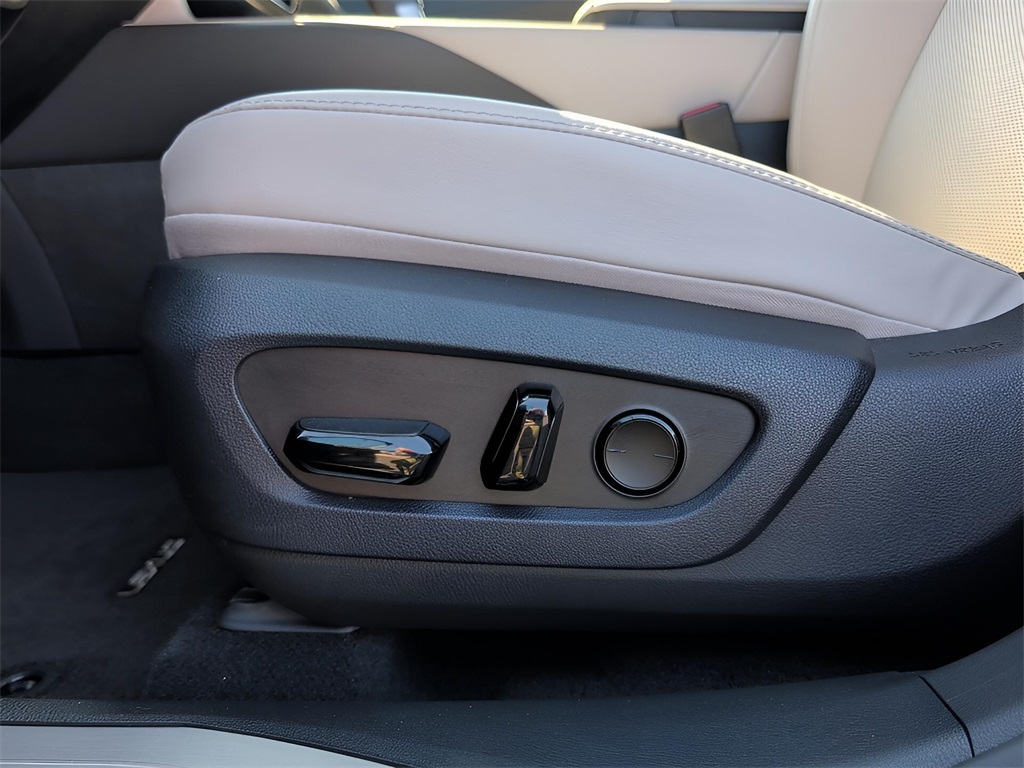 2024 Lexus RX 350 Premium photo 22