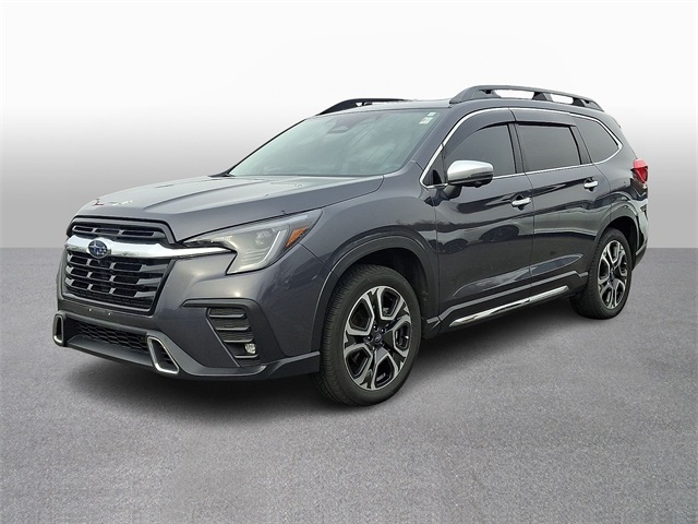 2023 Subaru Ascent Touring's photo