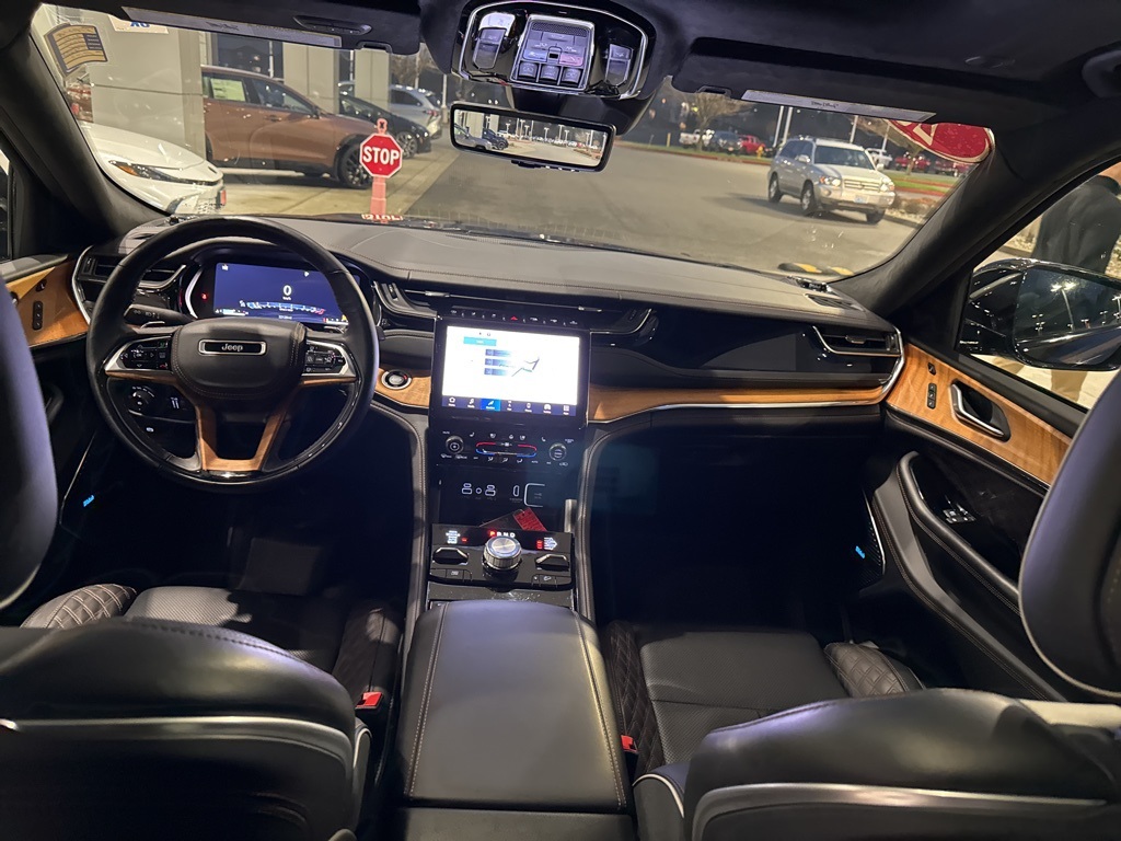 Used 2023 Jeep Grand Cherokee SUV