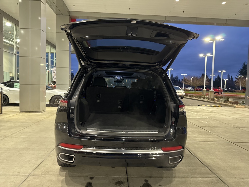 Used 2023 Jeep Grand Cherokee SUV