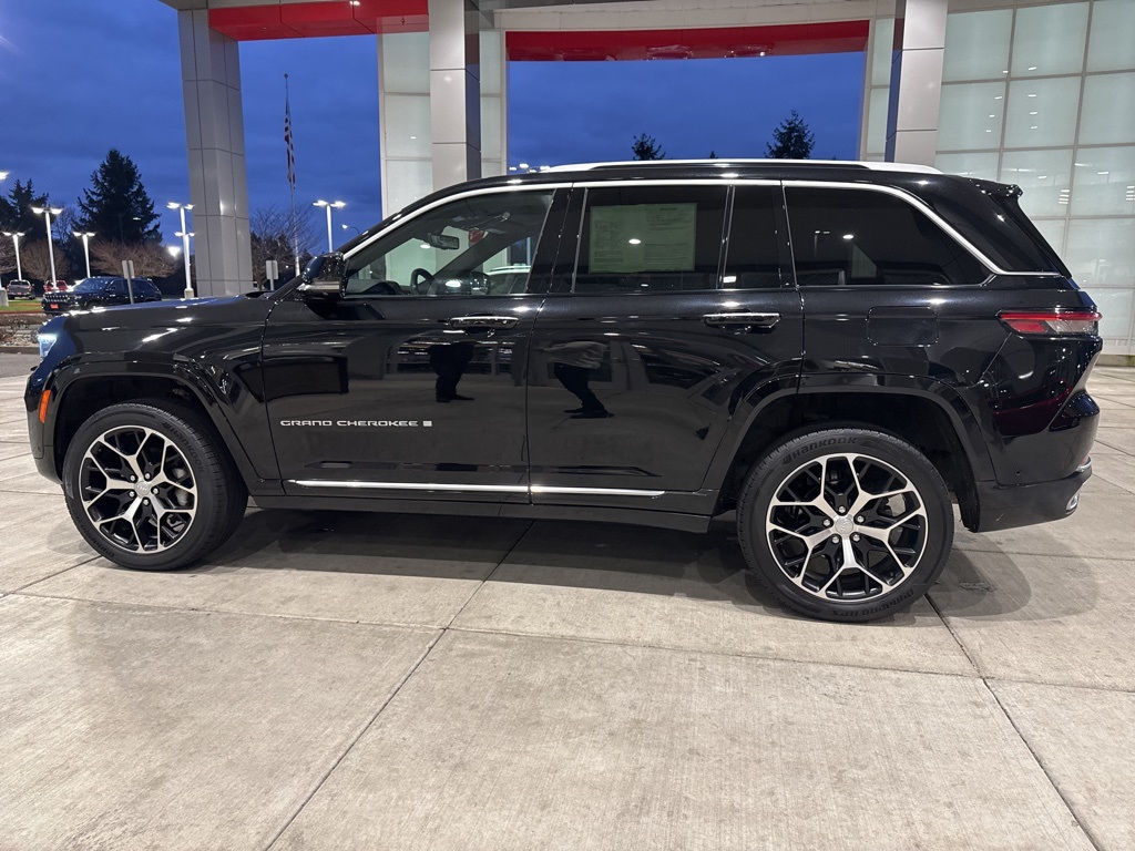 Used 2023 Jeep Grand Cherokee SUV