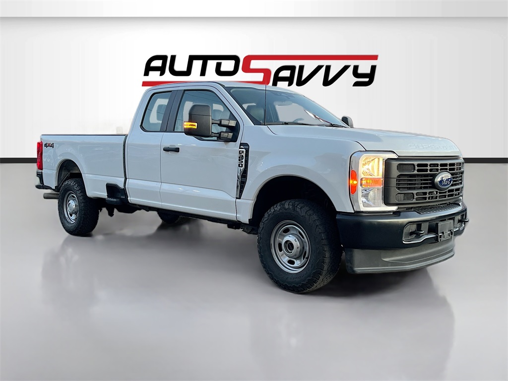 2024 Ford F-250 Super Duty XL's photo