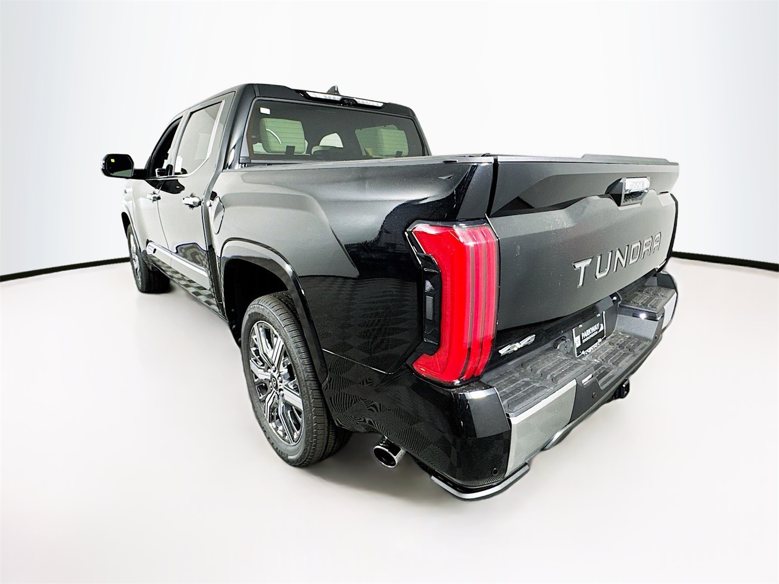 2025 Toyota Tundra CapStone CrewMax photo 3
