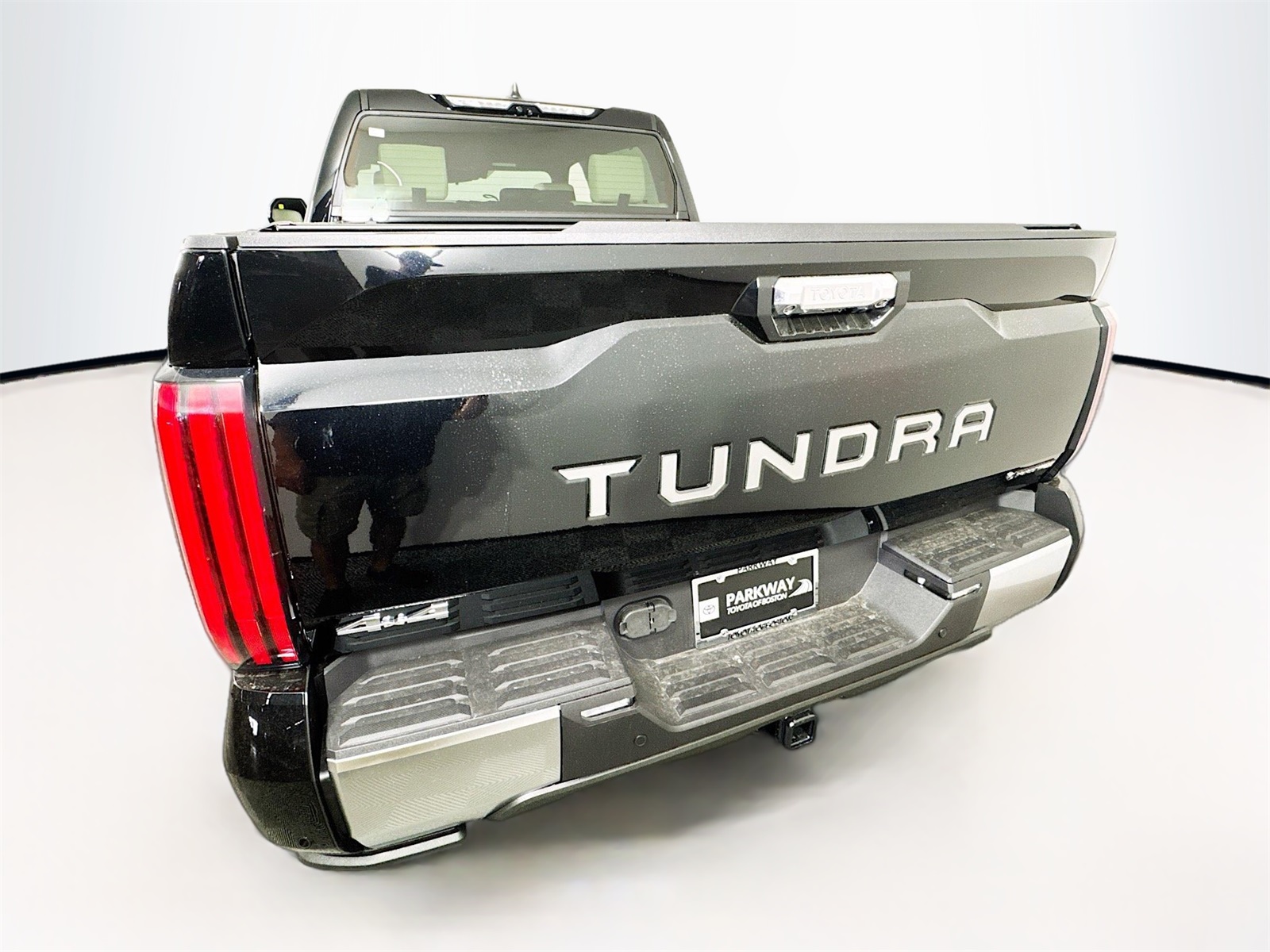 2025 Toyota Tundra CapStone CrewMax photo 4