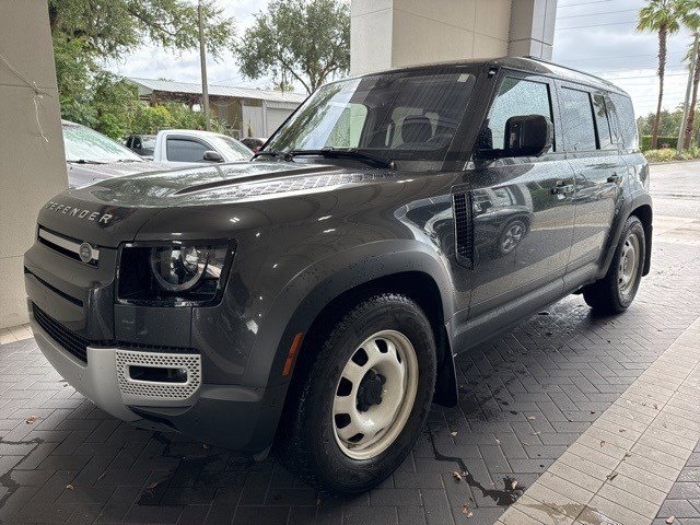 2021 Land Rover Defender 110 Standard photo 2