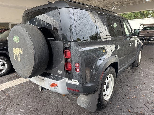 2021 Land Rover Defender 110 Standard photo 5