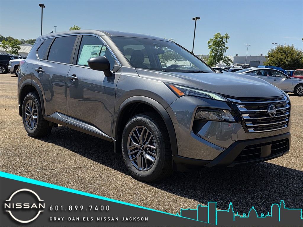 2026 Nissan Rogue S's photo