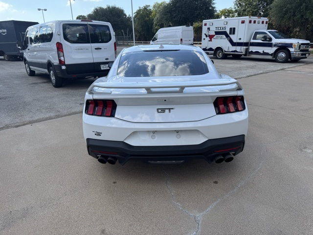 2024 Ford Mustang GT Premium photo 2
