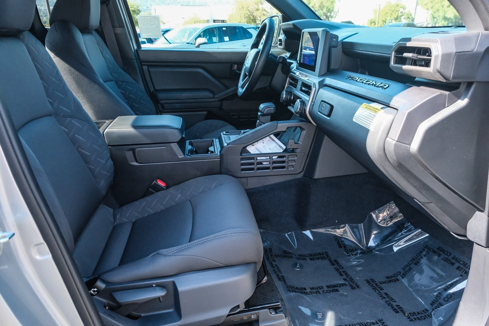 2025 Toyota Tacoma SR XtraCab photo 12