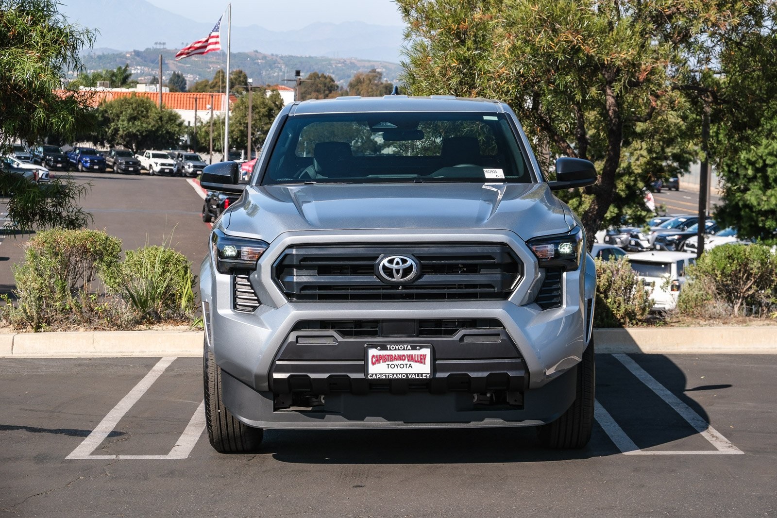 2025 Toyota Tacoma SR XtraCab photo 2