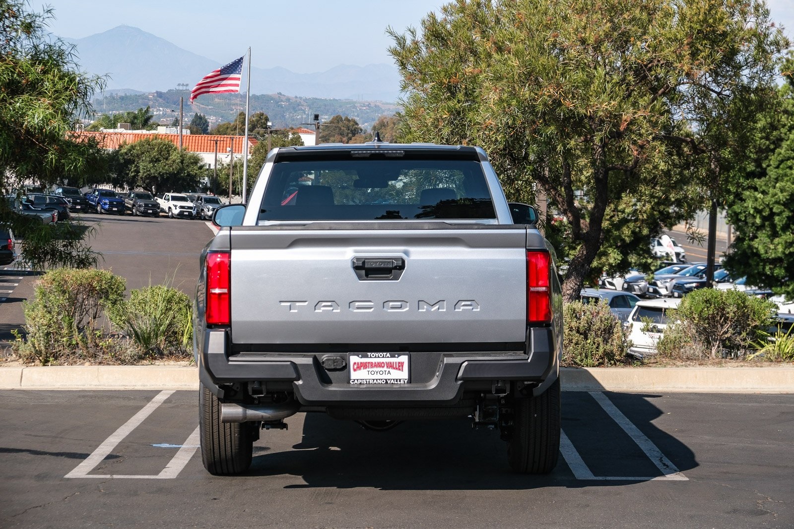 2025 Toyota Tacoma SR XtraCab photo 9
