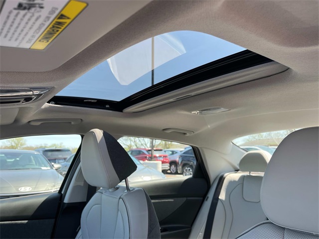 new 2025 Hyundai Elantra car, priced at $26,650